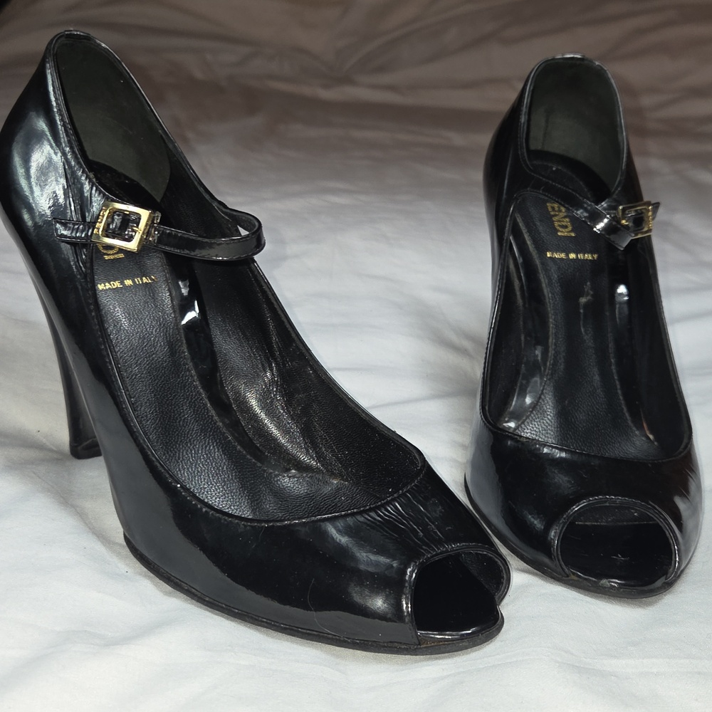 FENDI Black Patent Leather Peep Toe Wedge Platform Ankle Strap Heels 39 1/2